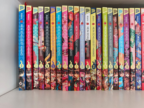 Manga cult mein schulgeist - mein,